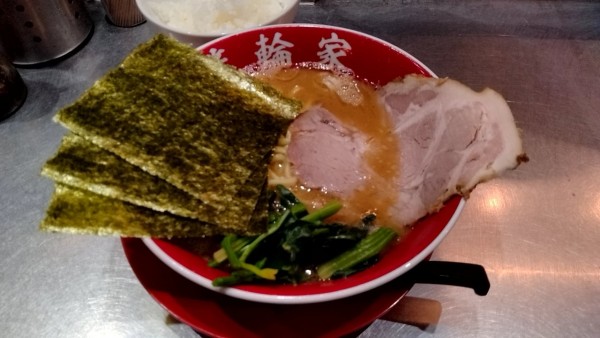 「箕輪家ラーメン（並）1000円」@箕輪家 中野旗艦店の写真
