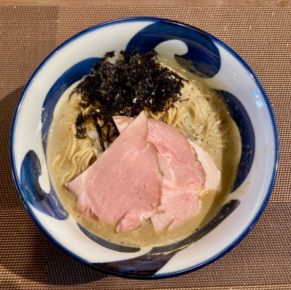 「濃厚煮干しそば 980円」@食撃の琥煌の写真