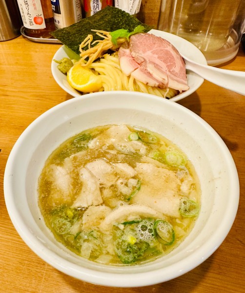 「肉だくガーリック塩つけめん【1300円】」@つけめん桜坂の写真