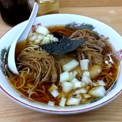 らあめん(６５０円)+玉ネギ(１００円)+メンマ(１５０円)