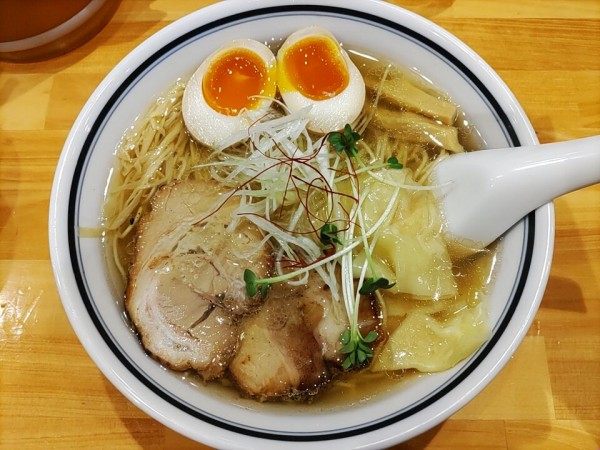 「熟成くろおび拉麺(塩）」@利尻昆布ラーメン くろおび 六本木店の写真