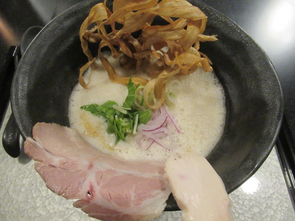 「鶏そば（1,100円）」@鶏soba座銀 神楽坂東京本店の写真