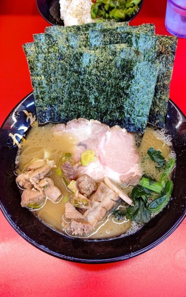 「ラーメン」@横浜家系らーめん かわみ家の写真