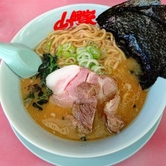 山岡家 千葉中央区店の画像