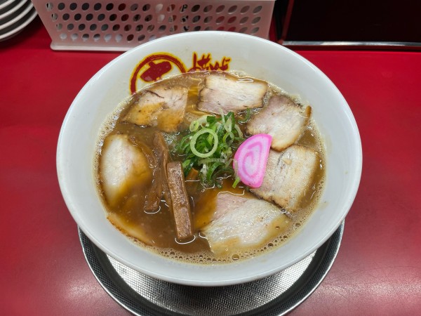 「チャーシュー麺」@丸高中華そば 神戸二宮店の写真