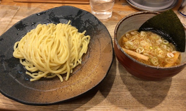 「つけ麺(並盛り)」@つけ麺屋 やすべえ 新宿店の写真
