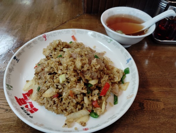 「カレーチャーハン　　　　800円」@坦々麺餃子工房 北京 川崎宮崎台店の写真