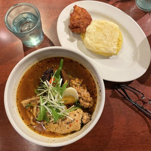 「チキンスープカレー(骨付き)黄・5番 etc.」@札幌スープカレー 東京ドミニカ 新宿店の写真