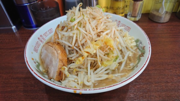 「小ラーメン」@ラーメン 豚んちの写真