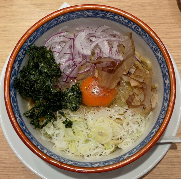 「TKM たまごかけ麺」@鶏白湯そば 鶏すけの写真