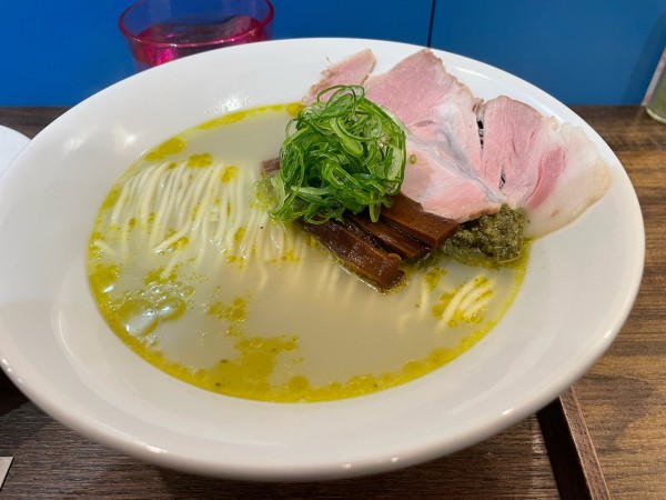 「牡蠣塩ラーメン¥800」@むかん 初台の写真