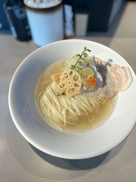 「限定　鶏と貝のラーメン」@NOODLE STUDIO STORYの写真