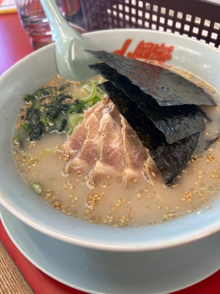 「塩　チャーシュー麺」@ラーメン山岡家 土浦店の写真