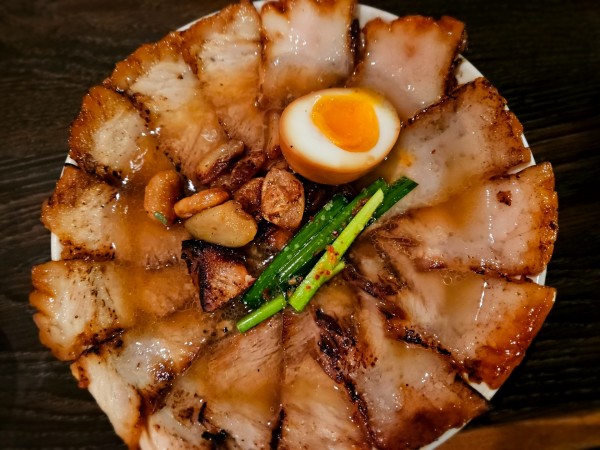 「焼豚ラーメン+肉盛り」@焼豚ラーメン 三條の写真