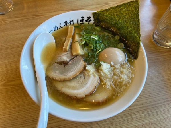 「煮干しチャーシュー　ラーパスで味玉」@らーめん手打 ほそ乃の写真
