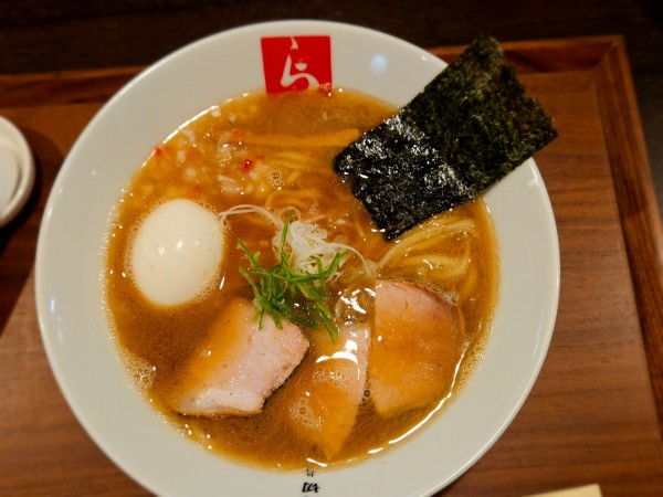 「焼干しそば・醤油」@麺切り 白流の写真