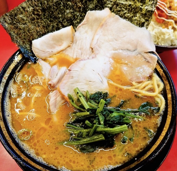 「チャーシューメン＋ライス」@柏 王道家の写真
