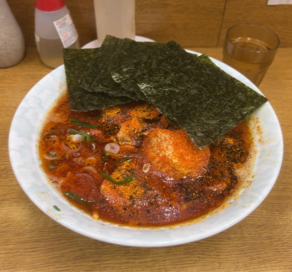 「紅蓮の虎 中盛 1400円 海苔3枚 100円」@ラーメン虎ノ穴の写真