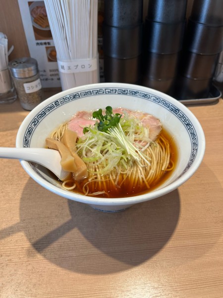 「中華そば 大盛り」@中華そば ます田の写真