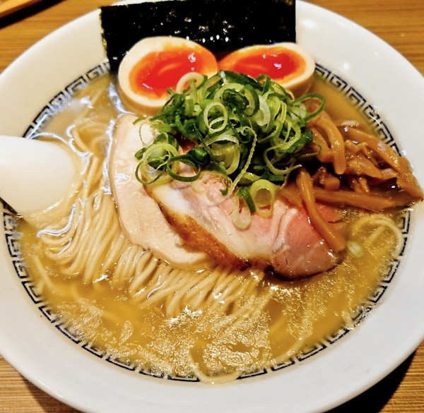 「味玉中華そば(しお)」@ROCK'ANDOの写真