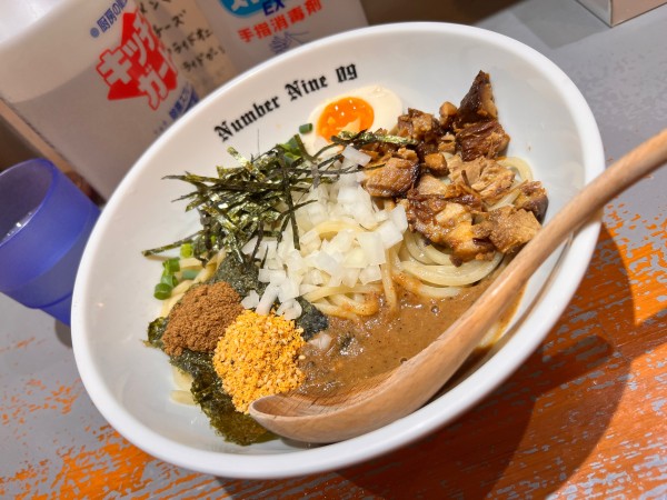 「まぜそば」@麺Dining Number Nine 09の写真