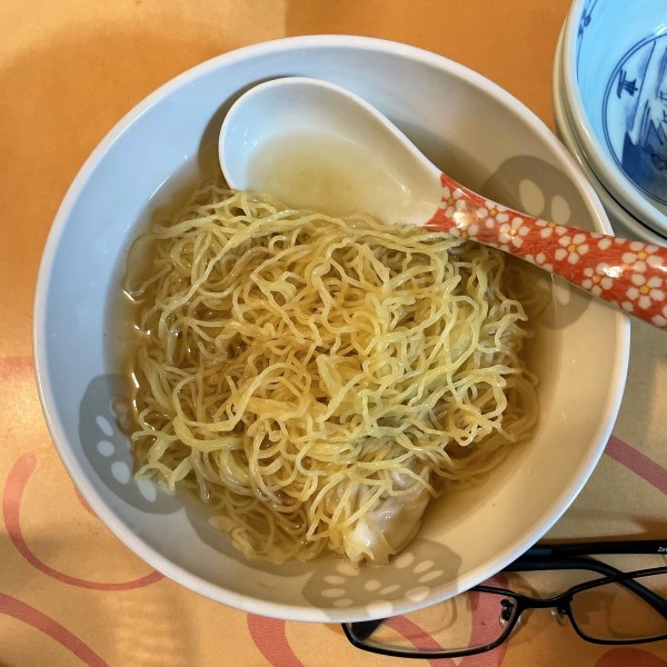 「竹昇麺使用の本気の「ワンタン麺」」@粥菜坊の写真