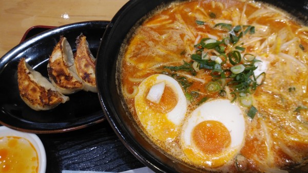 「満天辛麺」@満天家 宇都宮駅パセオ店の写真