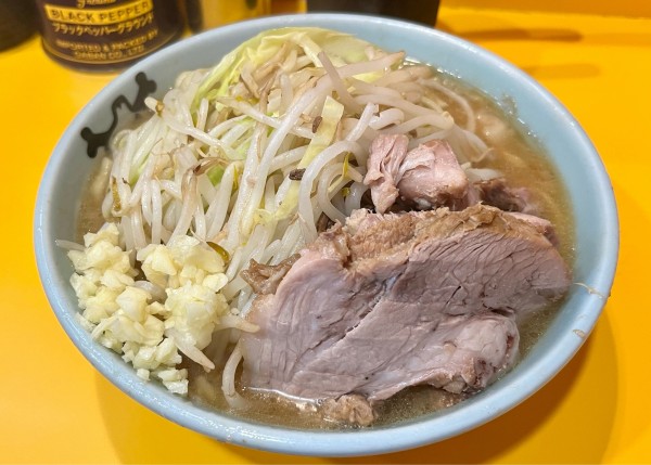 「チャリティーラーメン　ニンニク」@ラーメン二郎 八王子野猿街道店2の写真