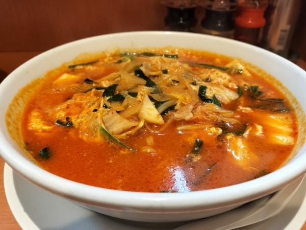 「チゲ味噌ラーメン」@日高屋 三河島駅前店の写真