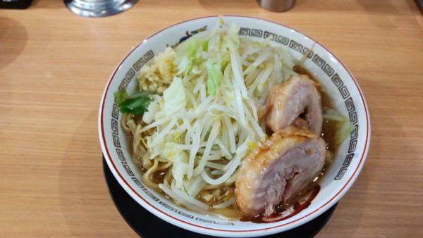 「小ラーメン900円」@ラーメン豚山 恵比寿店の写真