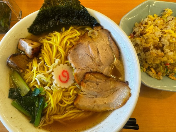「限定魚介中華そば大盛りAセット（半炒飯）」@麺屋 なが盛の写真