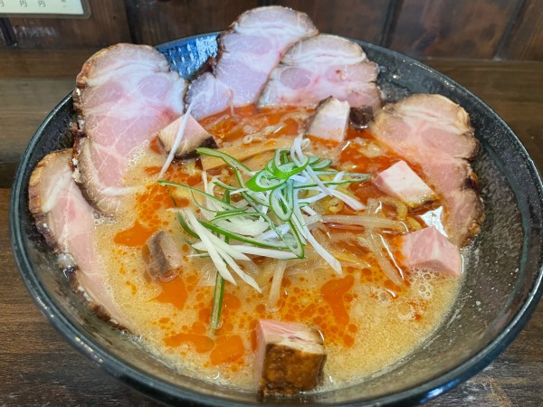 「辛みそ　チャーシュー」@らーめん 岳の写真