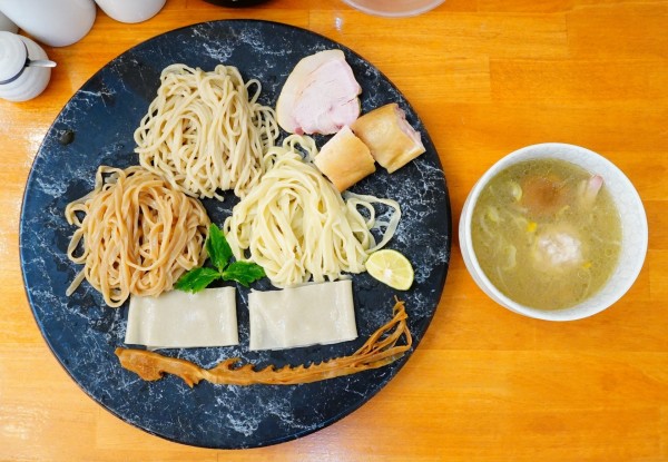 「4種合盛り塩 特製つけ麺」@和渦製麺の写真
