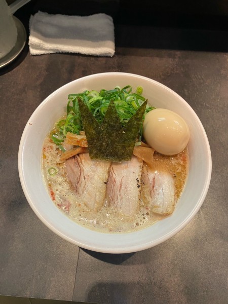 「特製ラーメン」@麺 diner 糸の写真