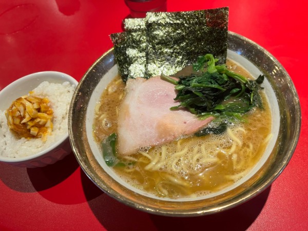 「ラーメン　玉子まぶし」@厚木家の写真