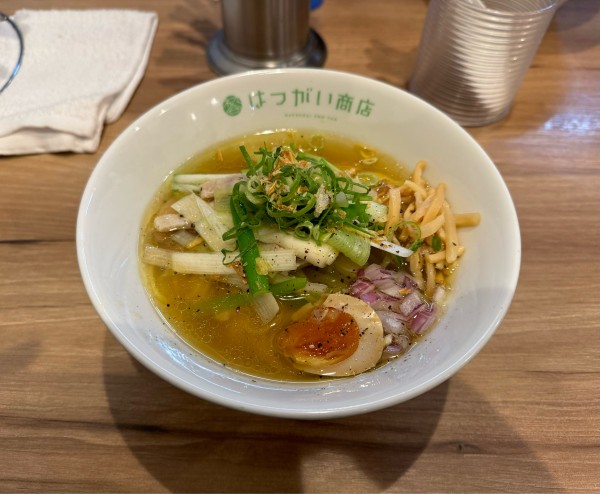 「【ｽﾃｯｶｰ限定】ネギラーメン」@はつがい商店の写真