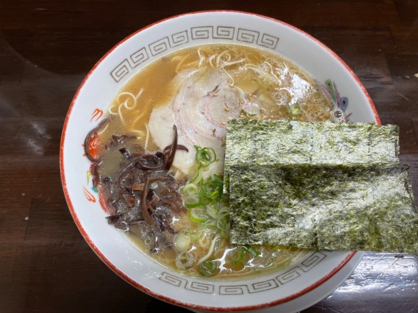 「ラーメン　￥８００」@宝来軒の写真