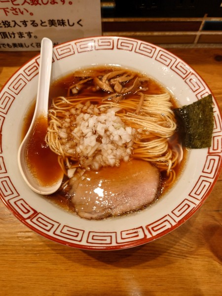 「中華そば」@中華そば専門店 八王子らーめん よしだの写真