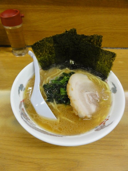 「ラーメン700円硬め」@たかさご家 本店の写真