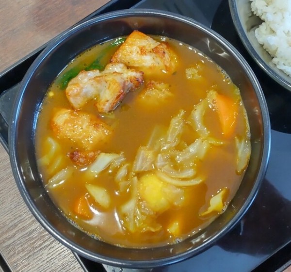 「ローストチキンスープカレー1020円」@CoCo壱番屋 米沢金池店の写真
