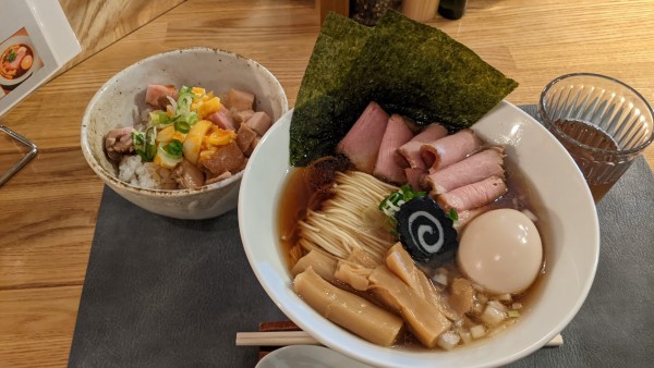 「特製鯵煮干しそば+旨玉チャーシュー丼」@麺屋 星花灯の写真