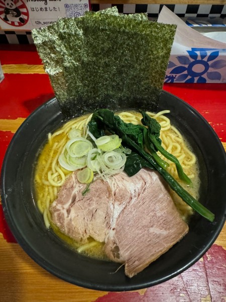 「醤油豚骨 大盛」@横浜家系ラーメン 喬の写真