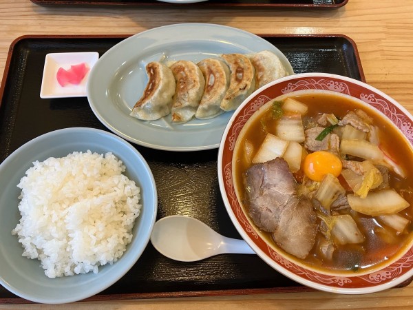 「特製大黒ラーメン　餃子セット」@めん屋大黒 ひたちなか店の写真