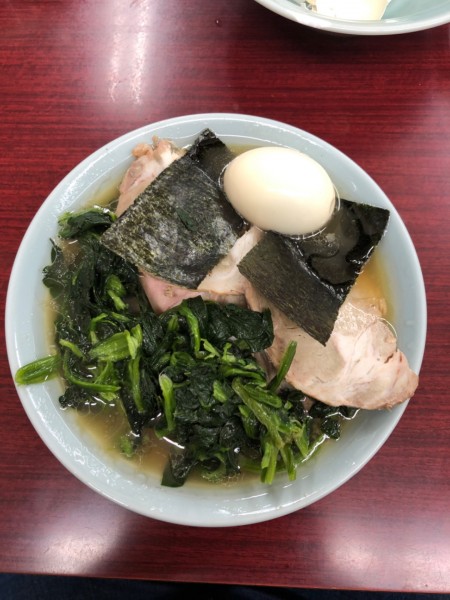 「チャーシューメン並、ホウレンソウ、ゆで卵」@ラーメンビッグの写真