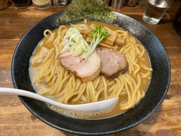 「らーめん（特大）」@まる文の写真