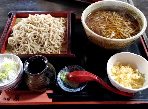 「もりそば（750円）、かけそば（750円）」@本格手打そば 本家 原の写真