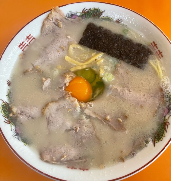 「生玉子ラーメン」@大久ラーメンの写真