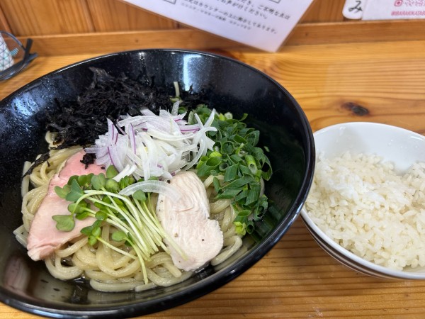 「貝油そば950円、半ライス80円」@ラーメン屋 かたばみの写真