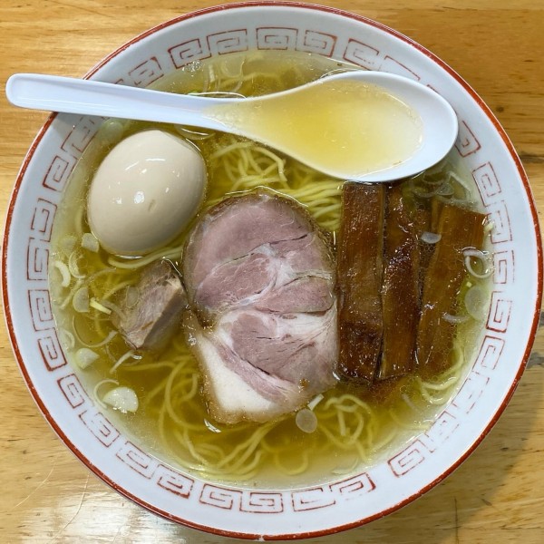 「中華そば（中）¥700 玉子 ¥100」@中華そば さとうの写真