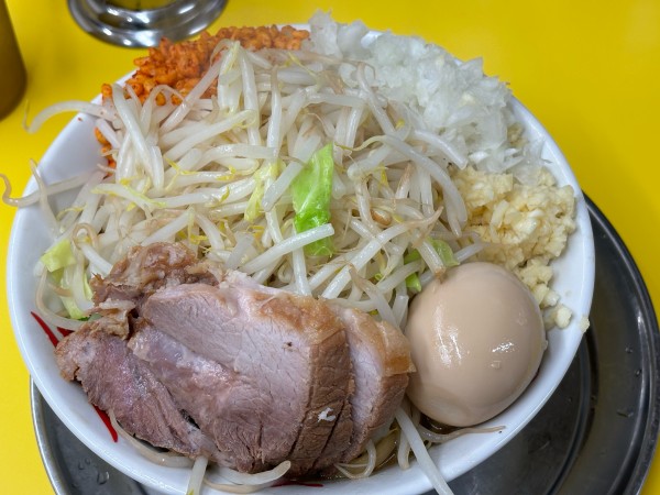 「小ラーメン ＋ 味玉」@麺でる 南大沢店の写真